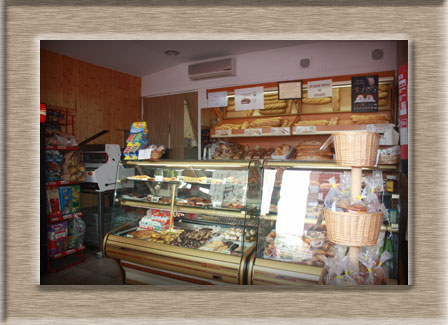 Mostrador con productos